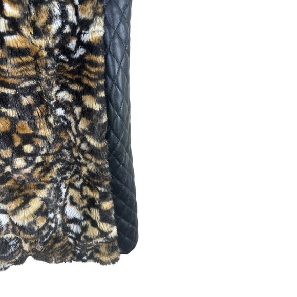 Adrienne Landau Leopard Faux Fur Long Hooded Vest w/ Quilted Leather Sides Med - Picture 4 of 14